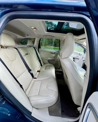 Volvo XC 60 cena 52500 przebieg: 233000, rok produkcji 2012 z Kępno małe 781